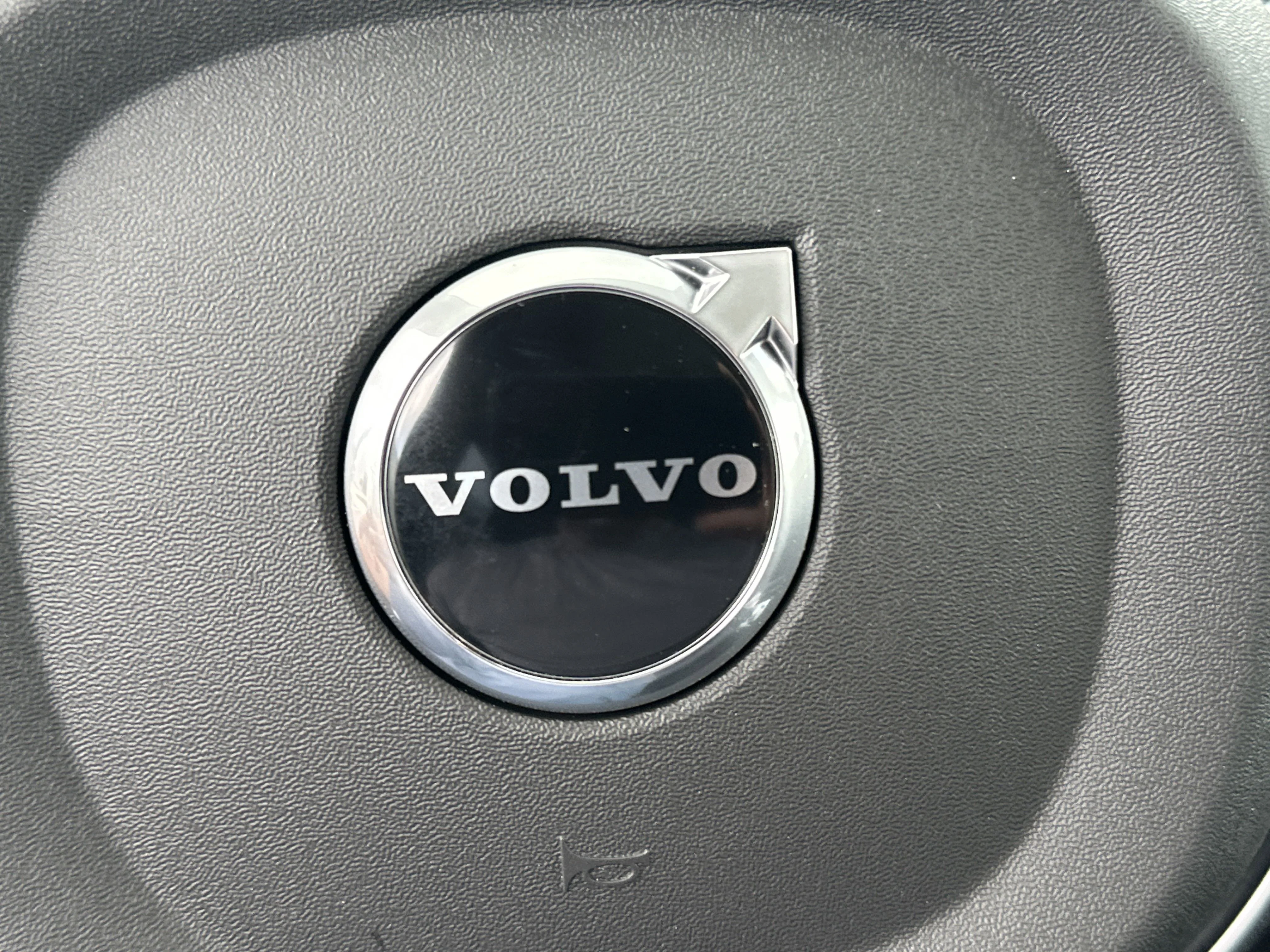 2025 Volvo XC90 Plus - Photo 19