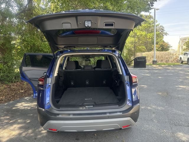 Used 2023 Blue Nissan SV image 12