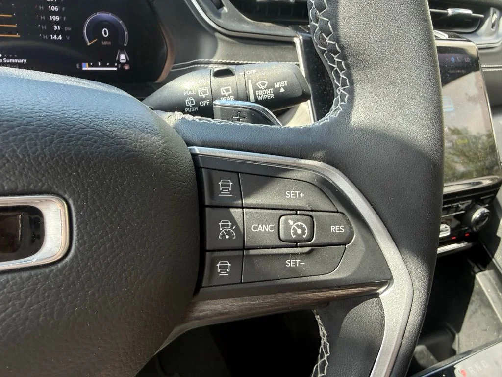 Used 2023 Black Jeep Limited image 15