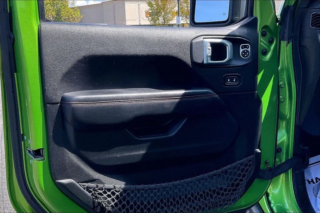 Used 2019 Green Jeep Unlimited Rubicon image 26