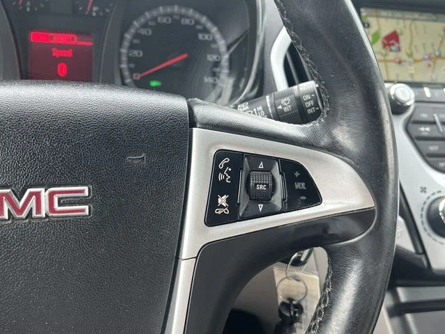 Used 2015 White GMC SLT-1 image 29