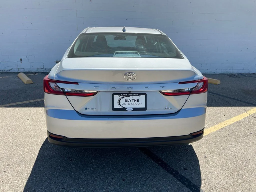 Used 2025 Silver Toyota LE image 4