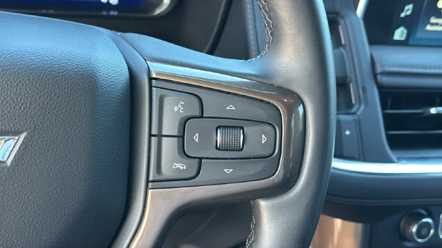 Used 2024 Black Chevrolet High Country image 24