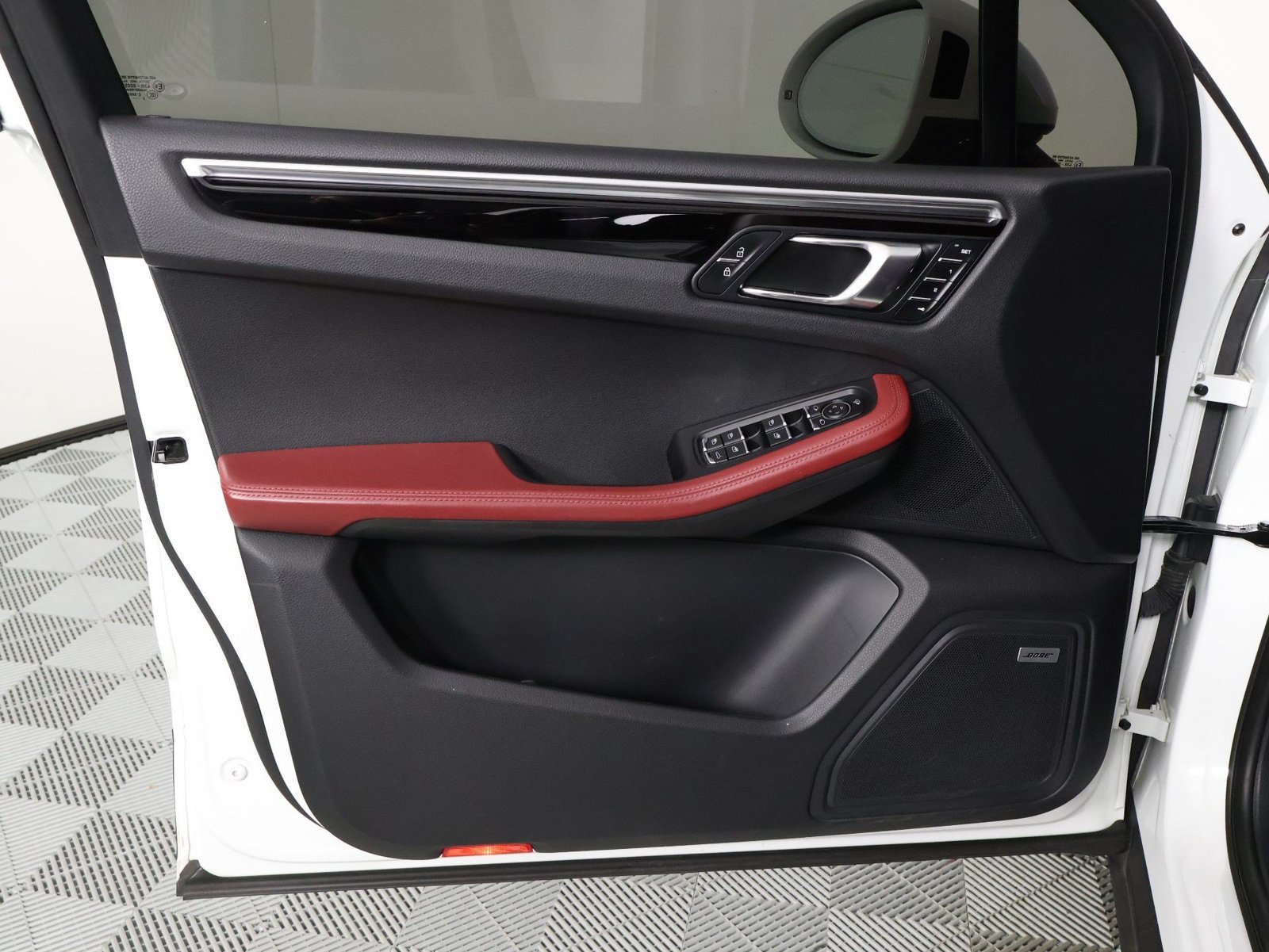 Certified Used 2023 White Porsche  image 20