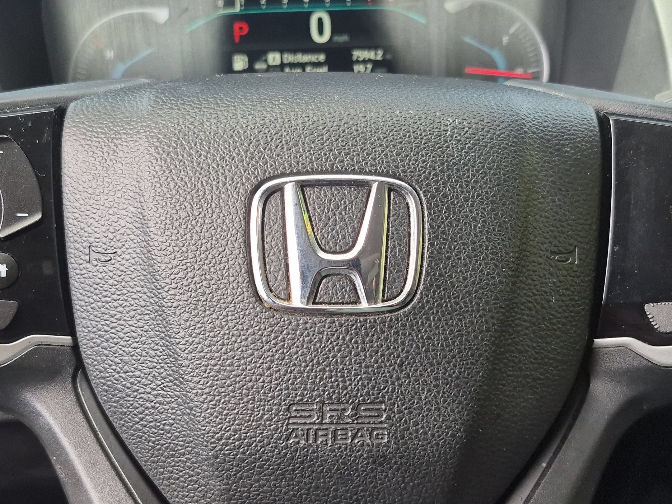 Used 2019 White Diamond Pearl Honda Touring 8-Passenger image 27