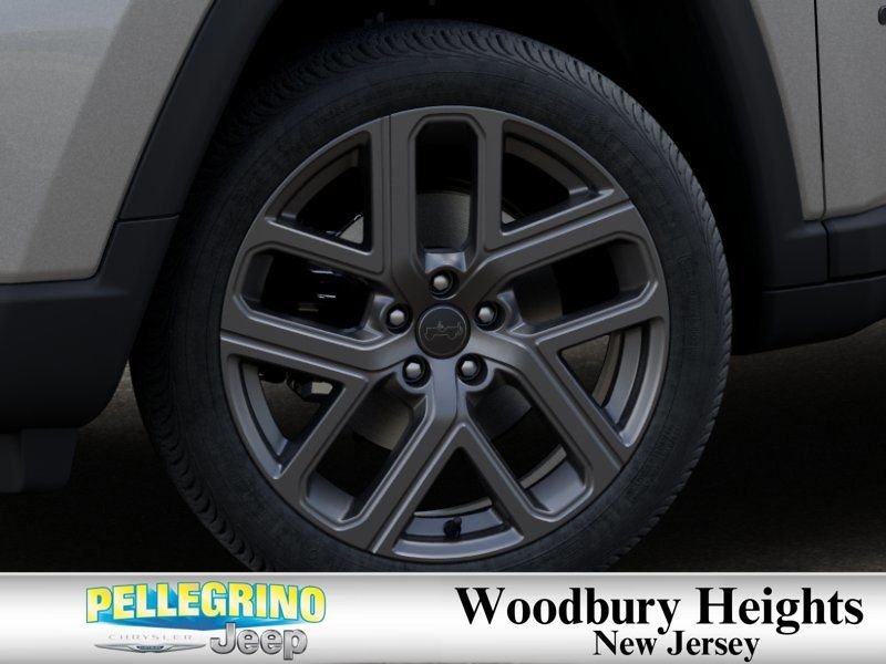 2025 Jeep Compass Limited - Photo 8
