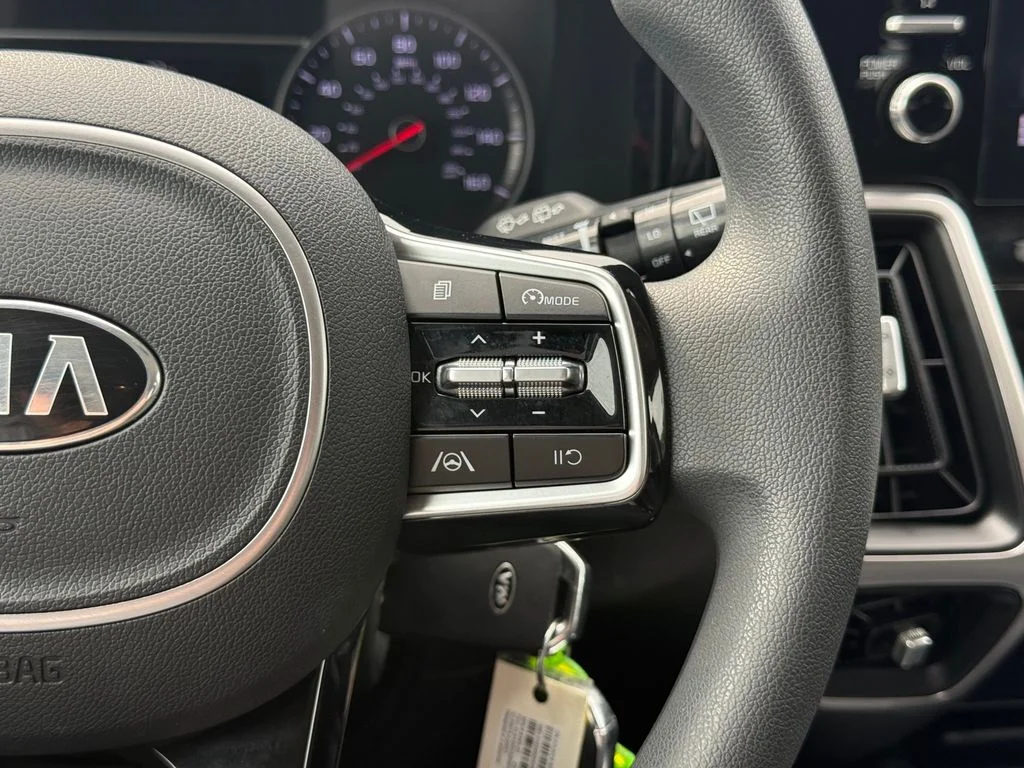 Used 2021 Black Kia LX image 13