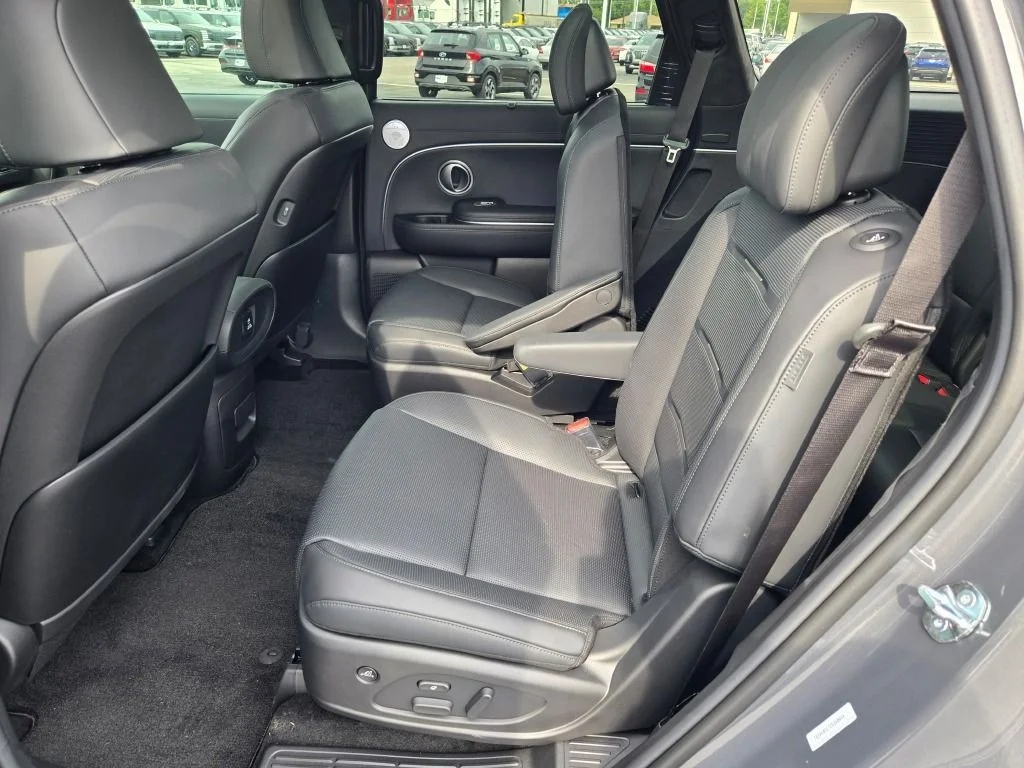 New 2026 Gray Pearl Hyundai Calligraphy image 18