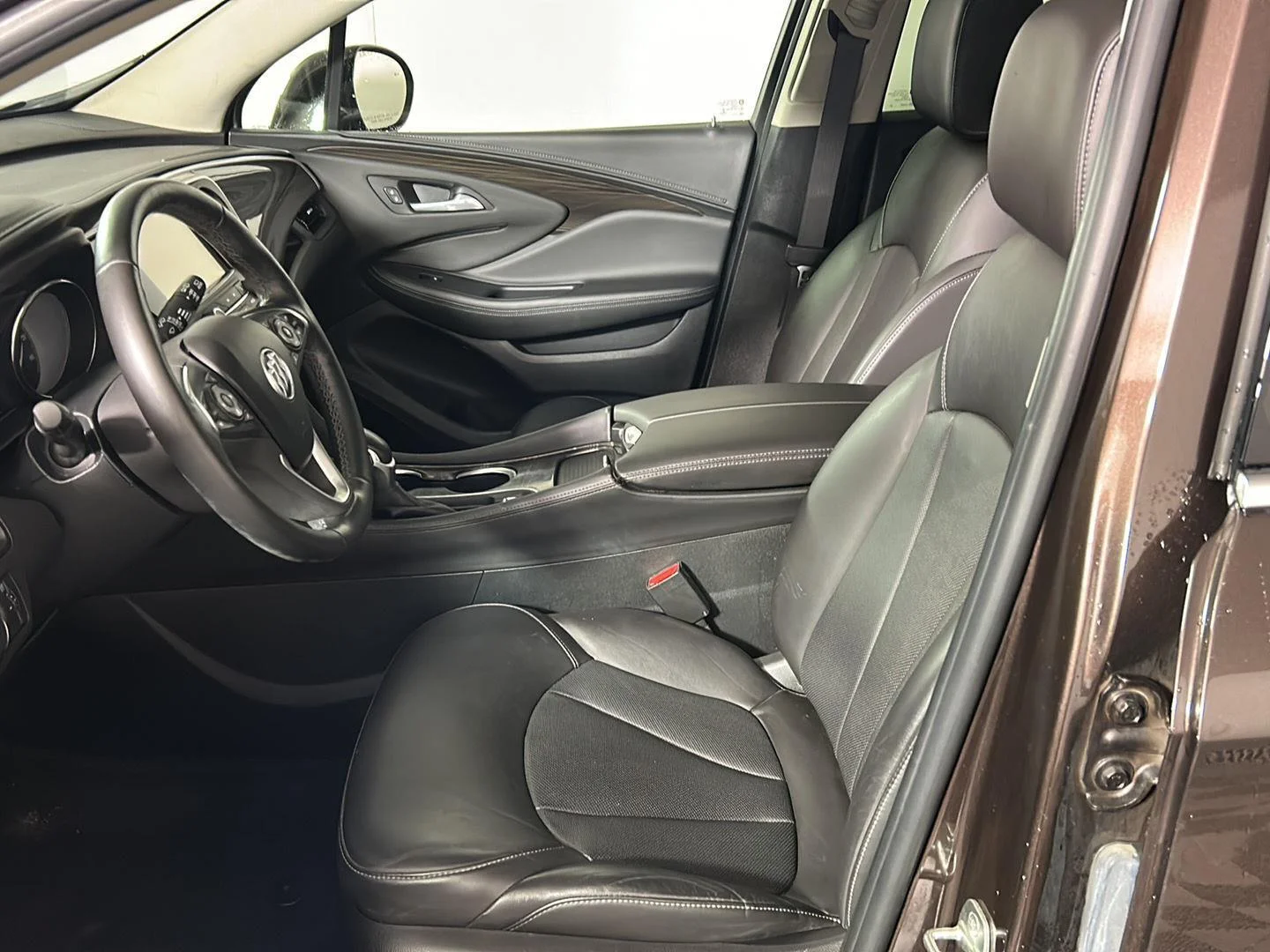 Used 2020 Espresso Buick Essence image 16