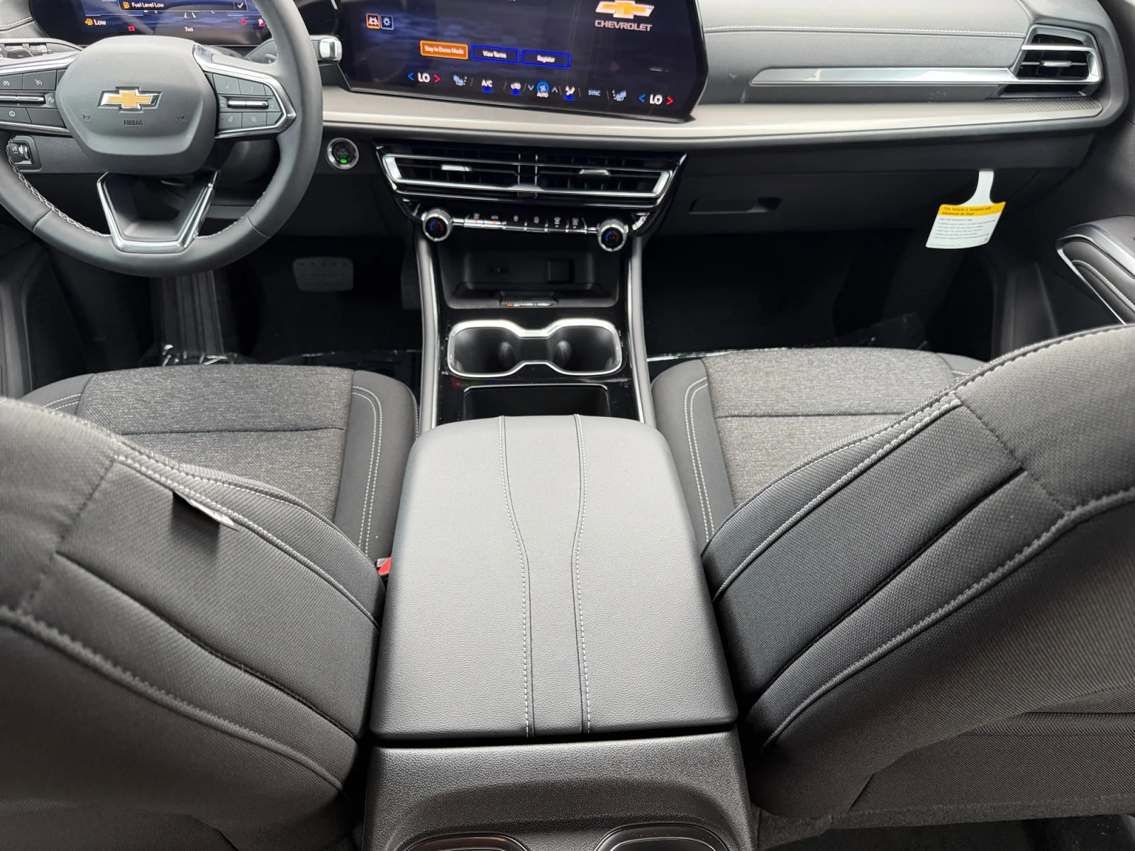 New 2027 Summit White Chevrolet LT image 15