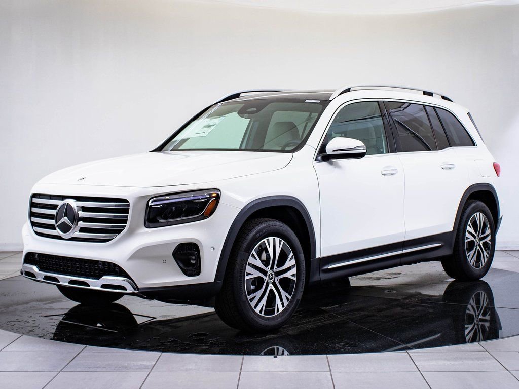 2026 Mercedes-Benz GLB GLB 250 4MATIC's photo