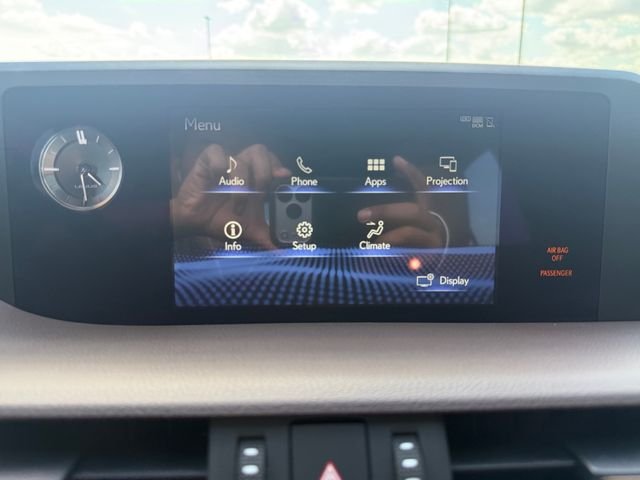 Used 2020 White Lexus 350 image 20