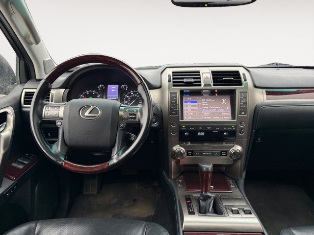 Used 2018 Gray Lexus 460 image 15