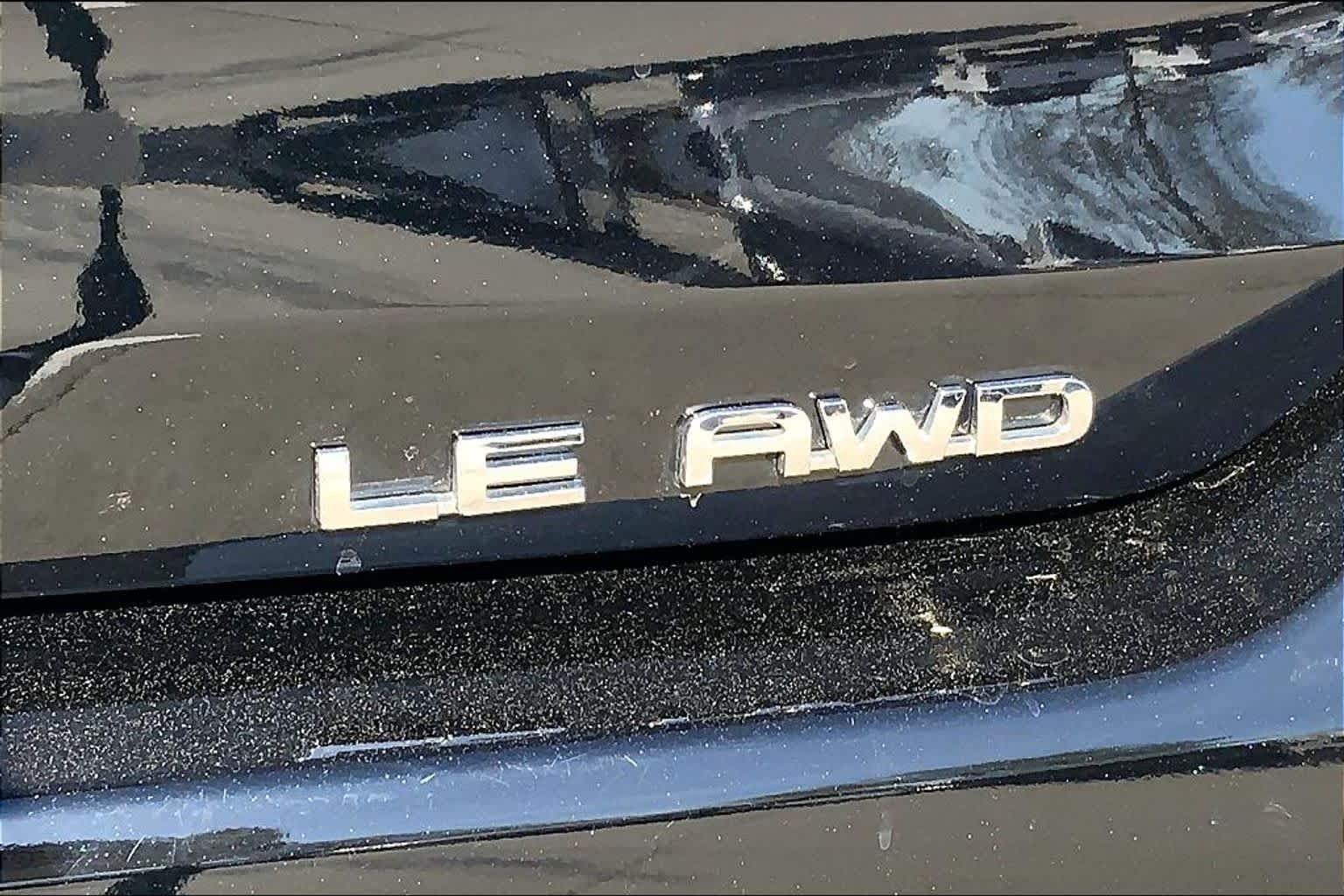 Used 2023 Midnight Black Metallic Toyota LE image 18