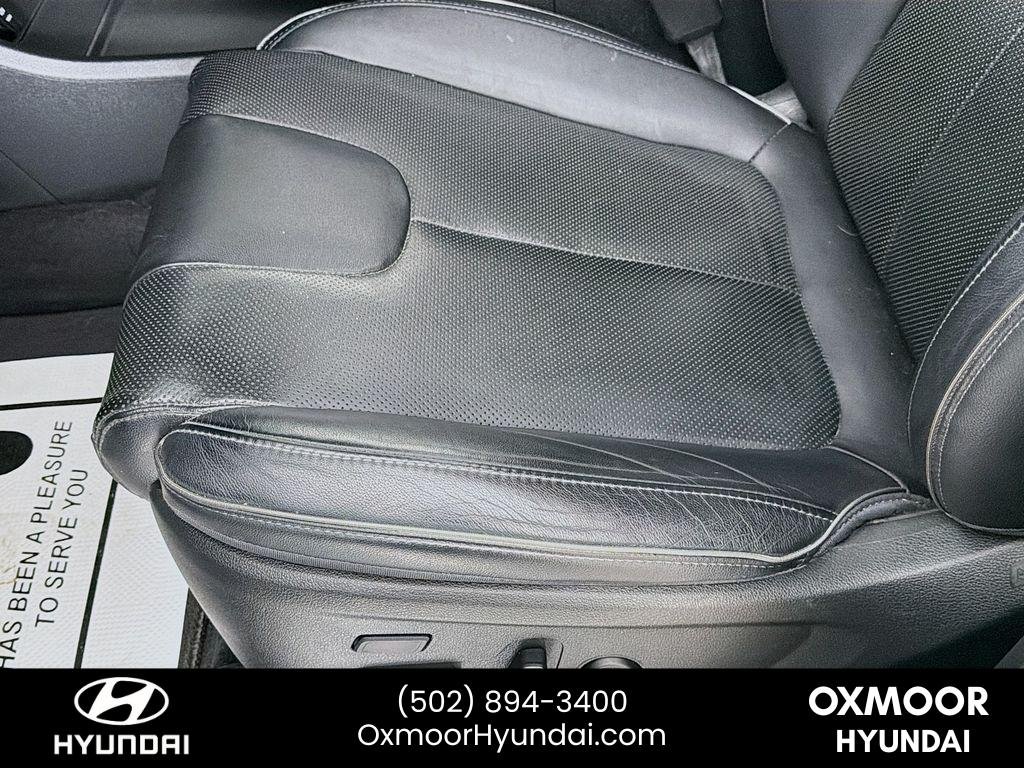 Used 2022 Twilight Black Hyundai Limited image 20