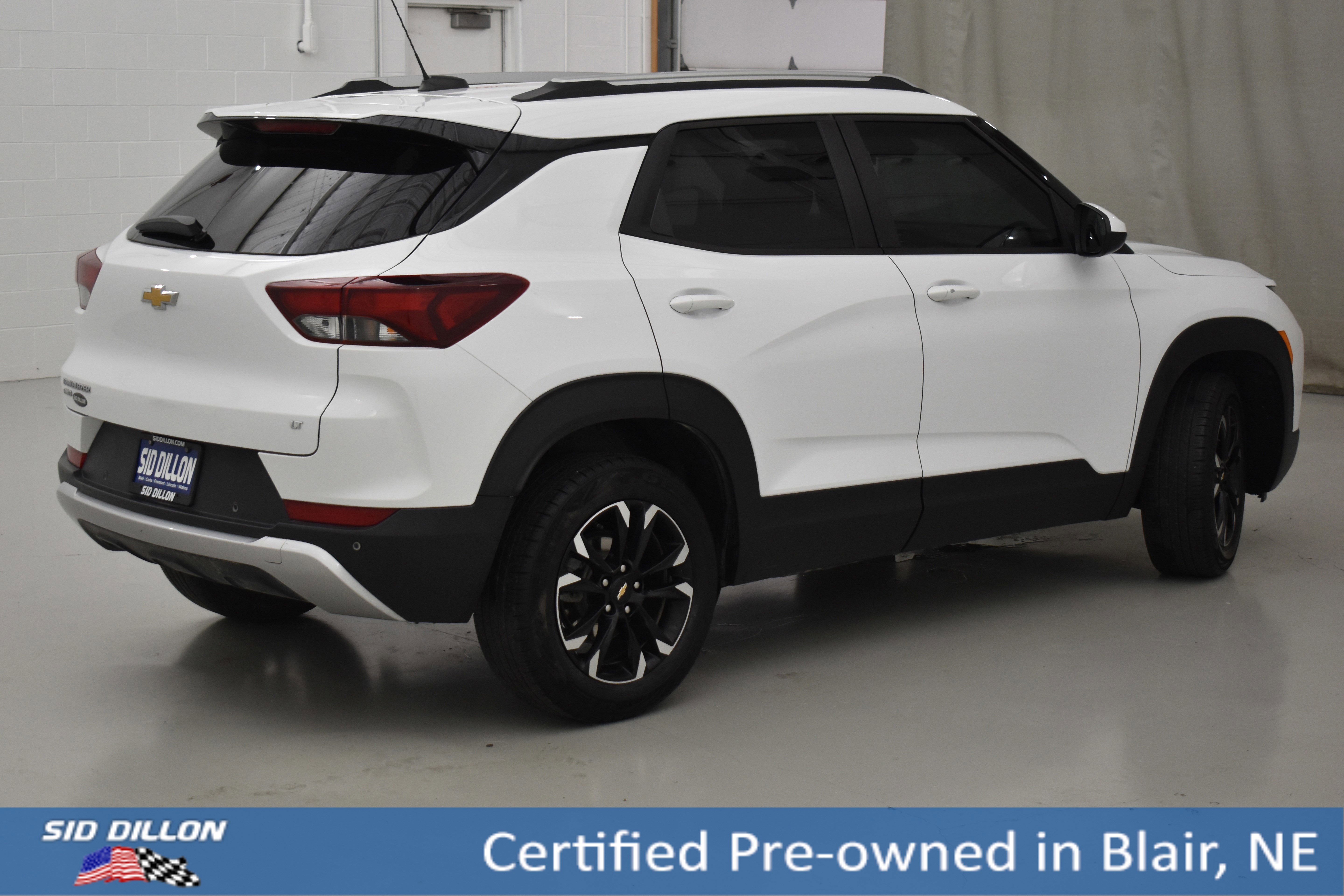 Used 2021 Summit White Chevrolet LT image 12