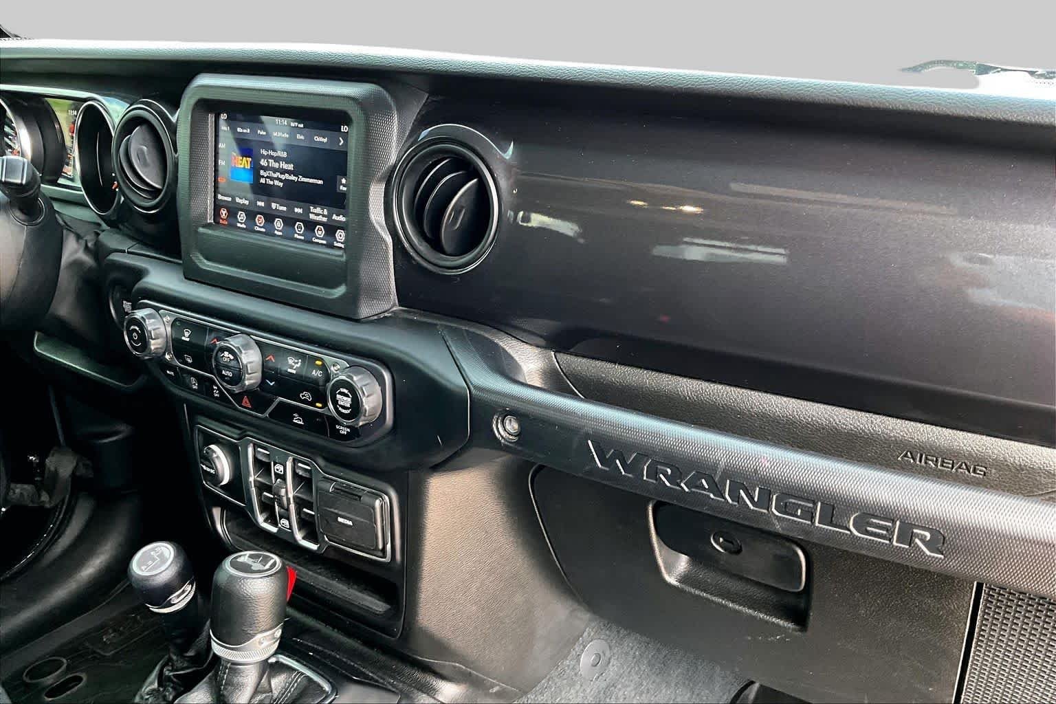 Used 2022 Black Clearcoat Jeep Unlimited Sport Altitude image 11
