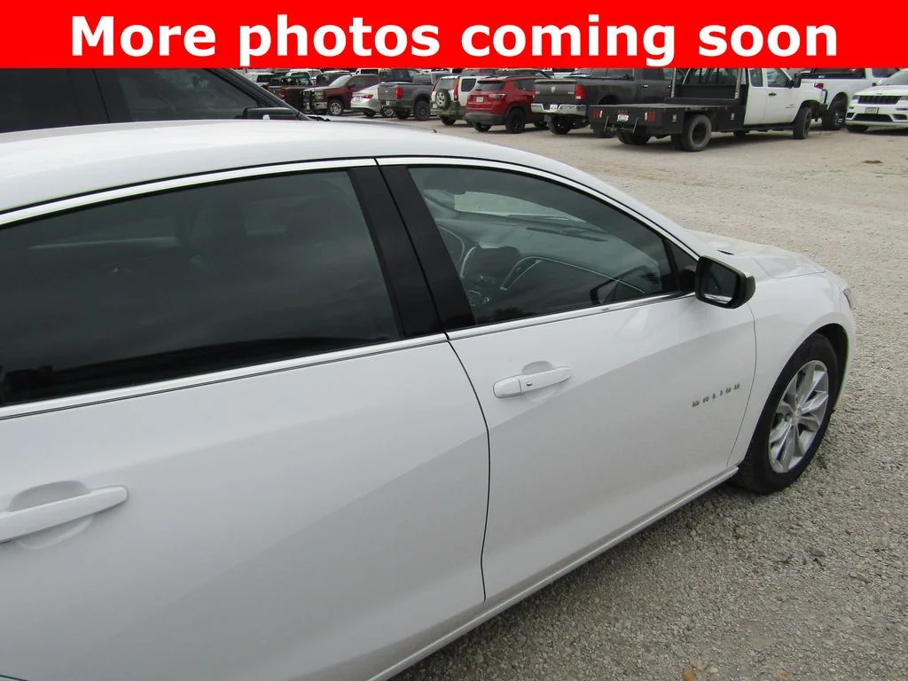 Used 2023  Chevrolet LT image 6