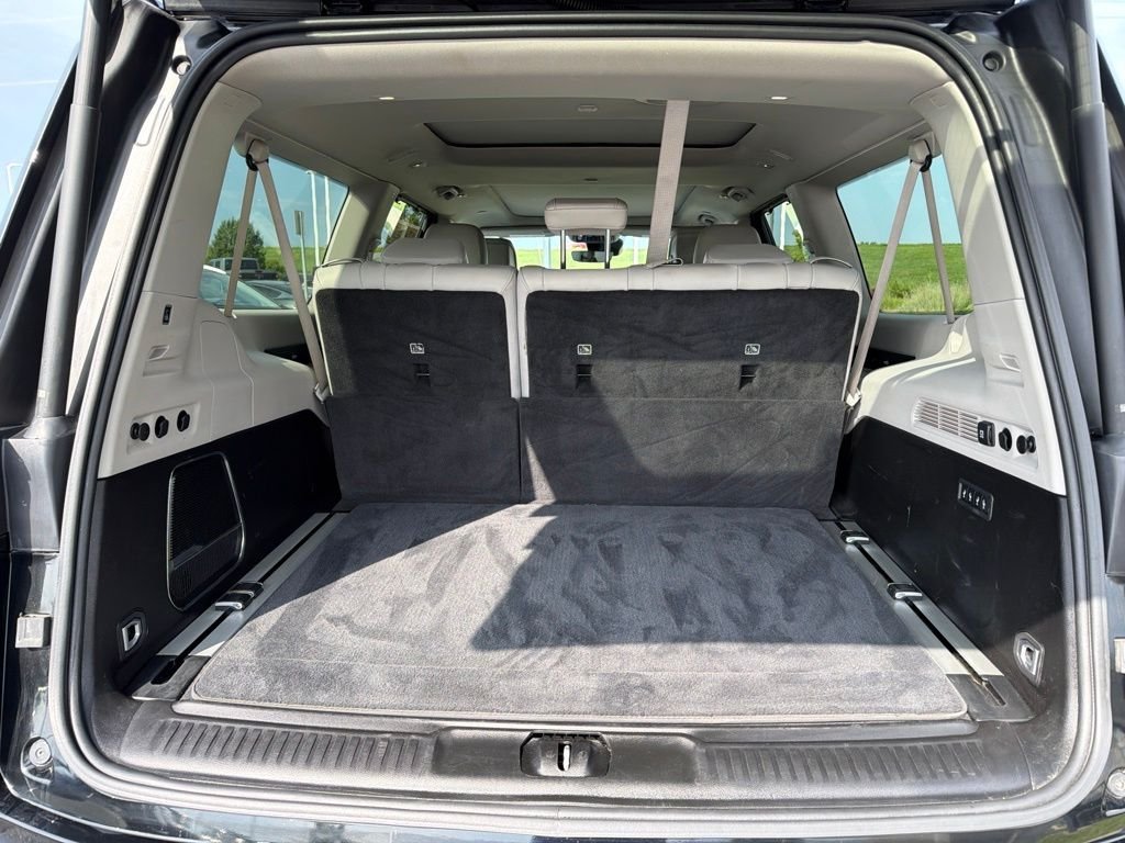 Used 2024 Black Jeep Series III image 17