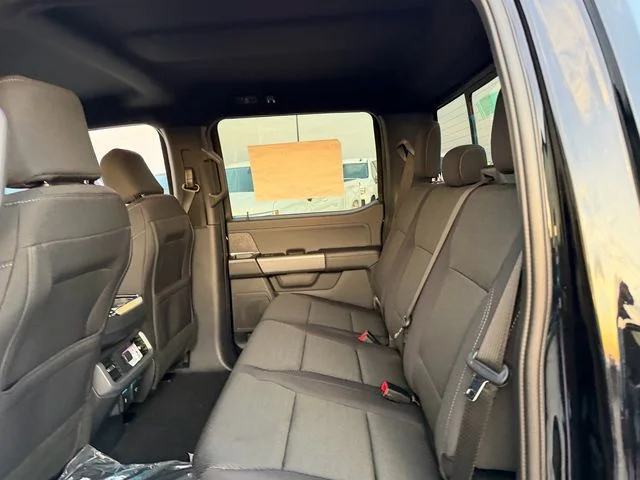 New 2026 Agate Black Metallic Ford XLT image 9