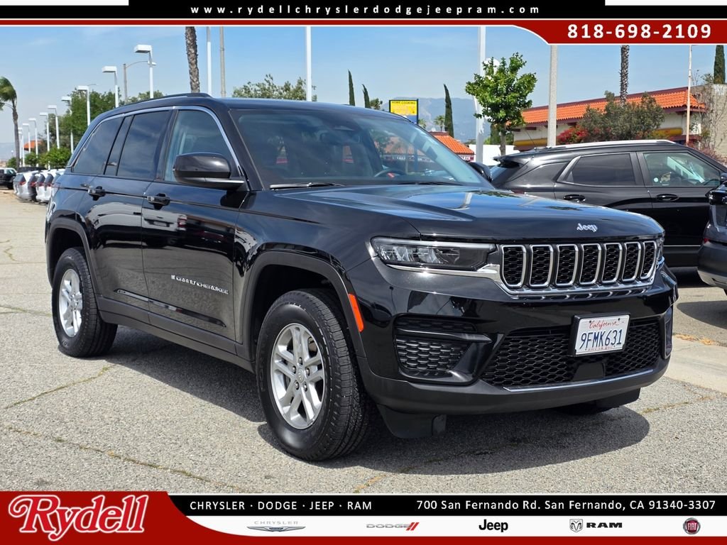 Black 2023 Jeep Grand Cherokee Laredo RWD SUV / Crossover 4X2