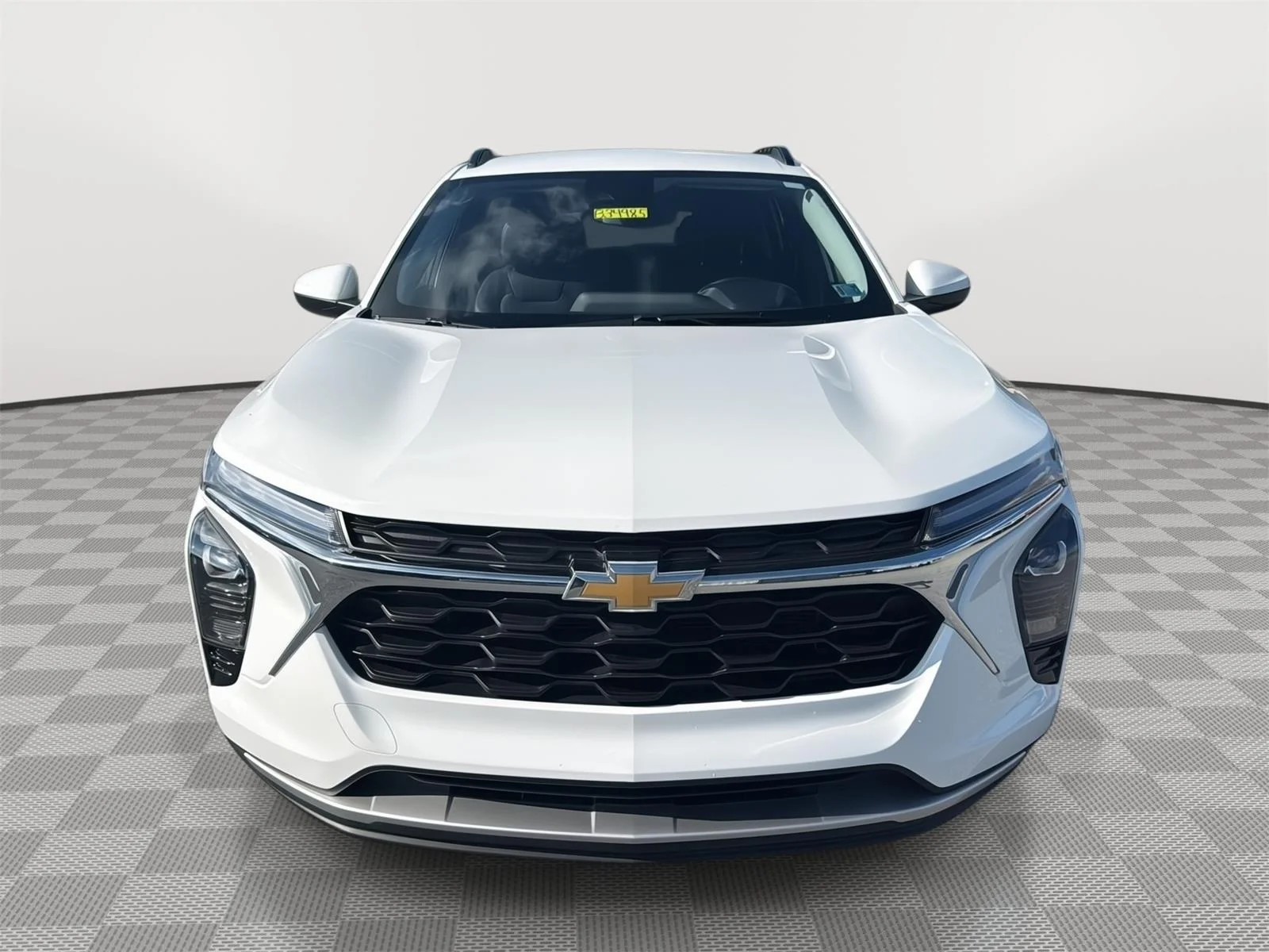 Used 2025 Summit White Chevrolet LT image 8