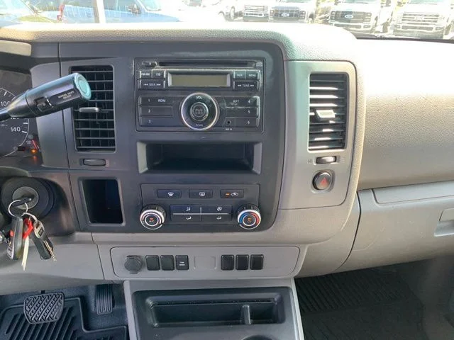 Used 2014 White Nissan S image 30
