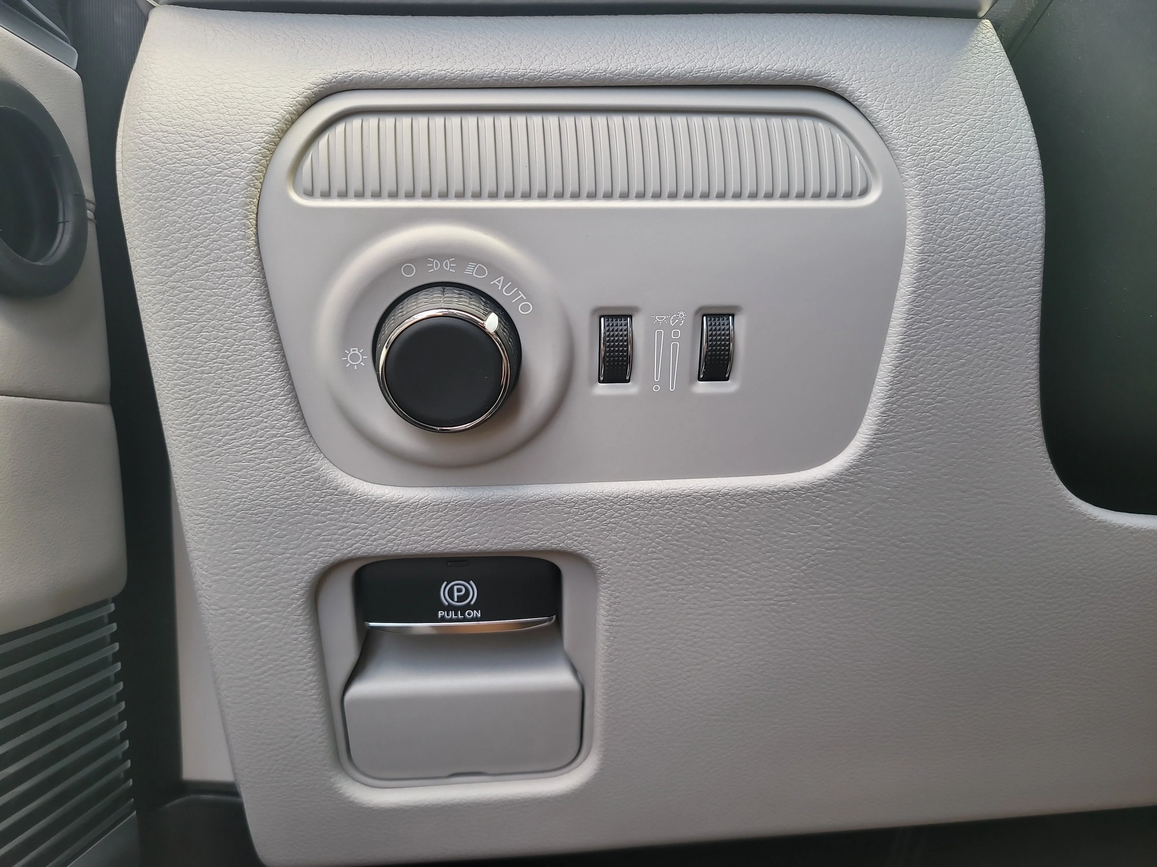 New 2026 Bright White Clearcoat Jeep Summit Obsidian image 26