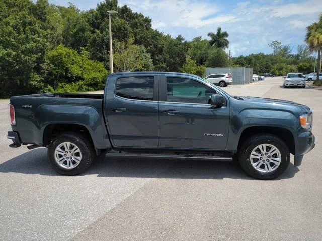 Used 2019 Blue GMC SLE1 image 4