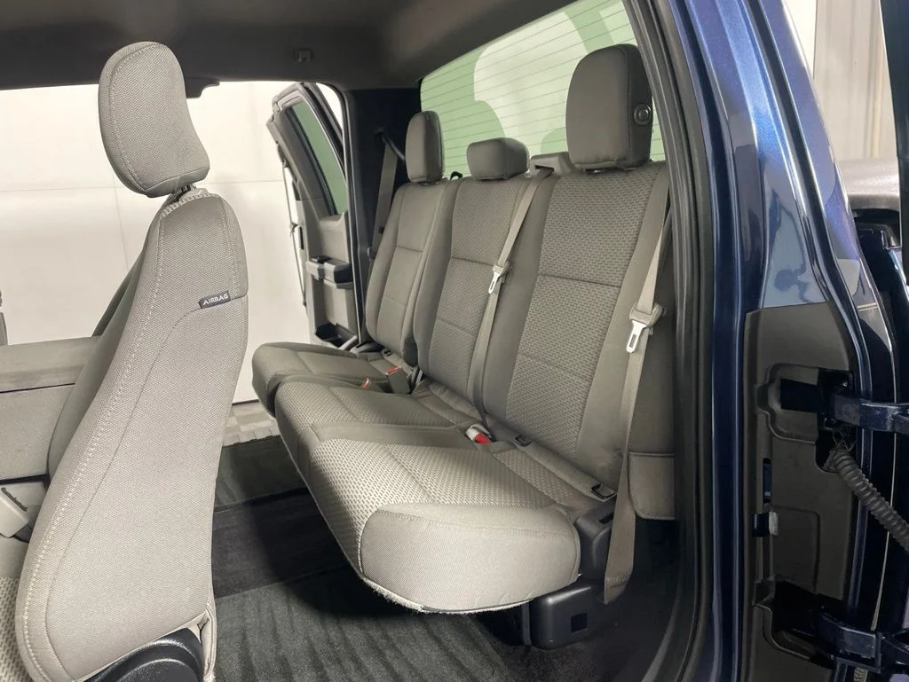 Used 2016 Blue Ford XLT image 19