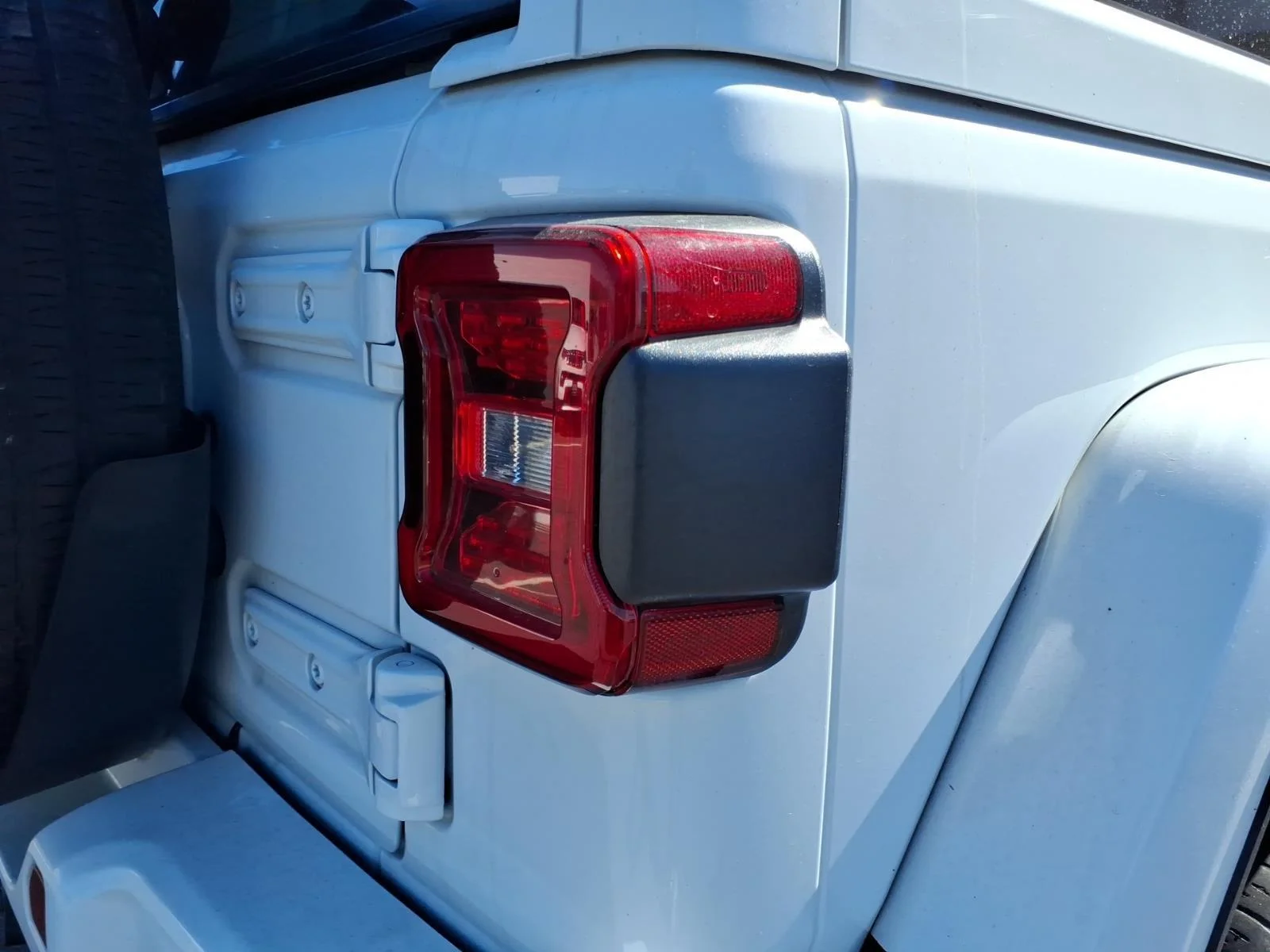 Used 2023 Bright White Clearcoat Jeep Sahara High Altitude image 13