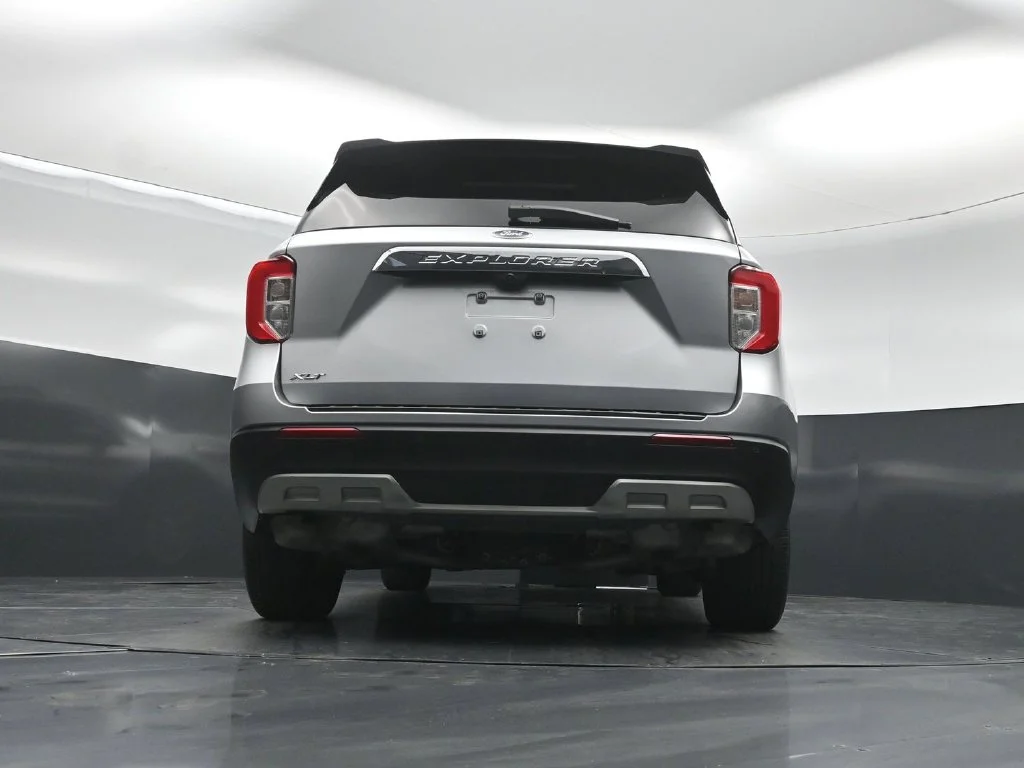 Used 2021 Silver Ford XLT image 44