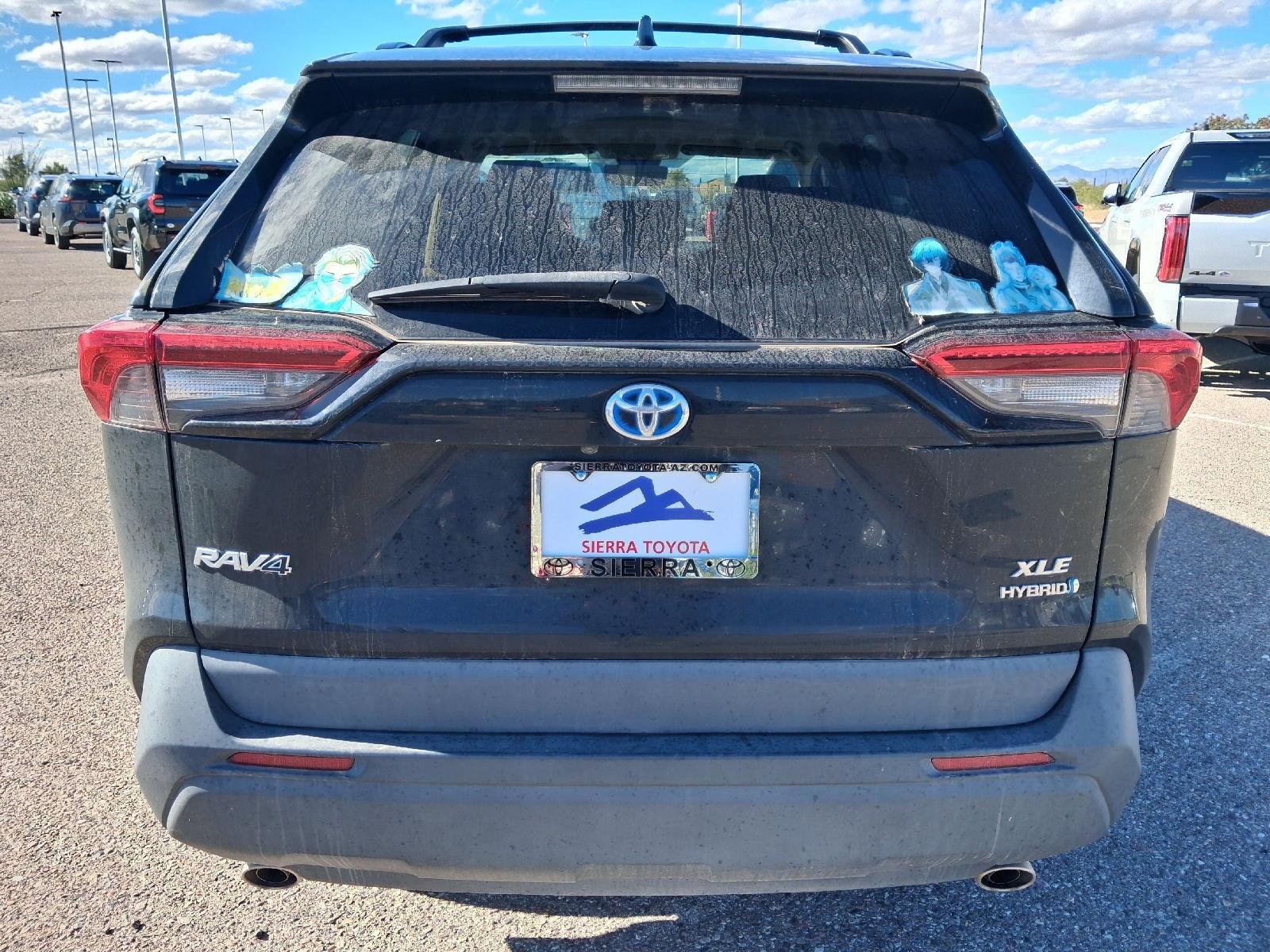 Used 2021 Midnight Black Metallic Toyota XLE image 4