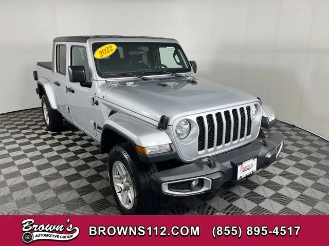 2022 Jeep Gladiator Sport S's photo
