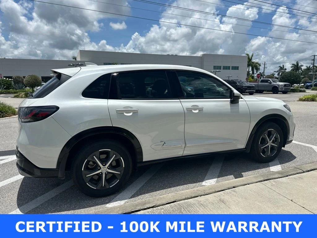 Certified Used 2023 Platinum White Pearl Honda EX-L image 5