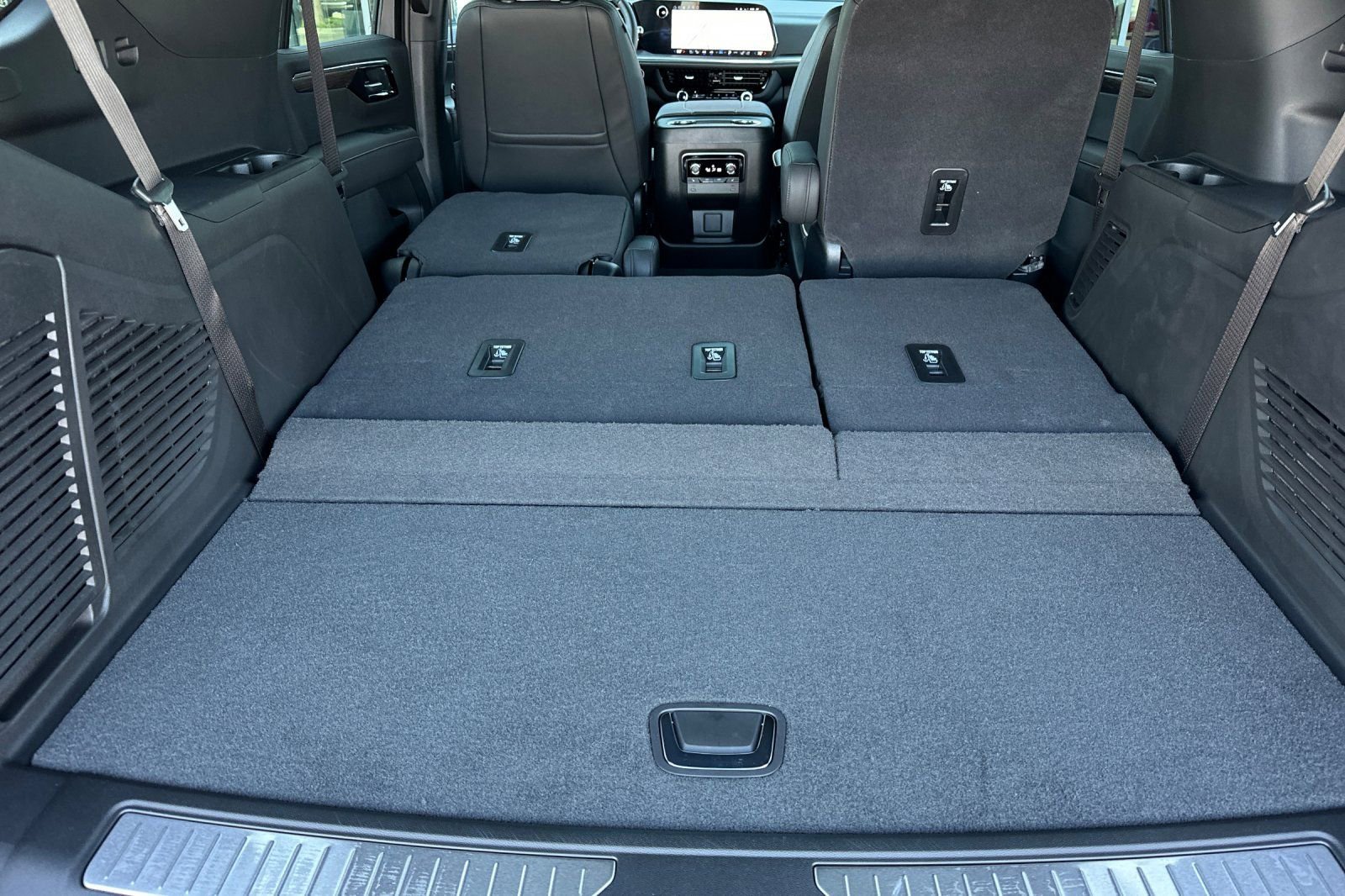 2026 Chevrolet Tahoe Premier - Photo 16