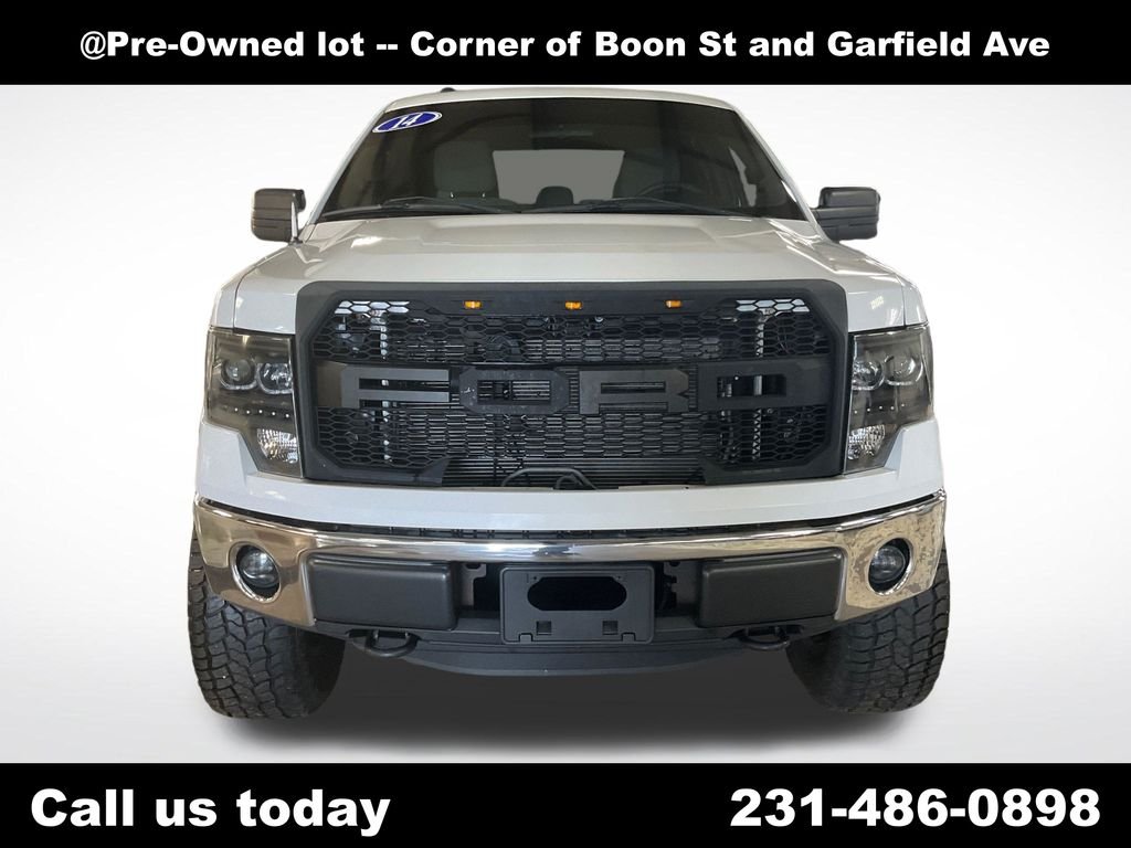 Used 2014  Ford XL image 8