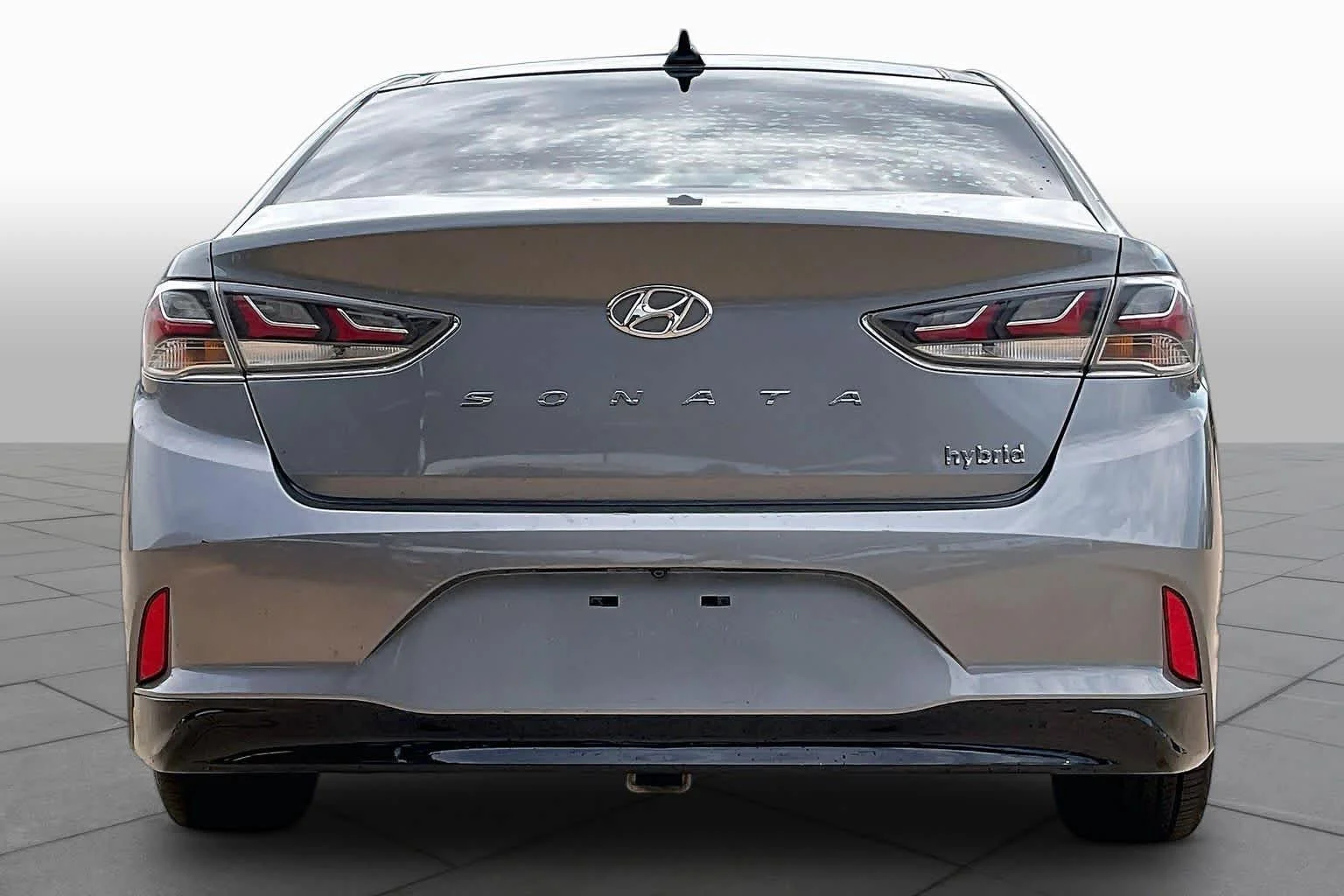 Pre-Owned 2018 Hyundai Sonata Hybrid Limited