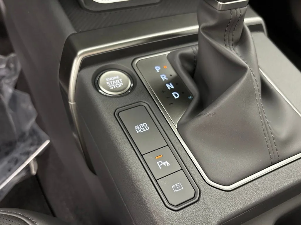 New 2027 Iceberg Green Kia EX image 28