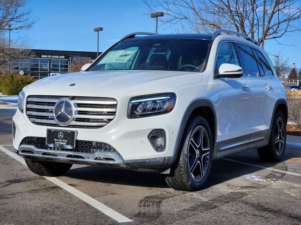 New 2026 Polar White Mercedes-Benz GLB 250 4MATIC® image 4