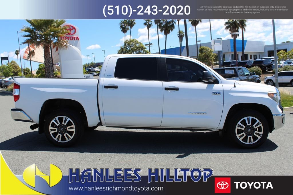 2019 Toyota Tundra SR5 - Photo 6