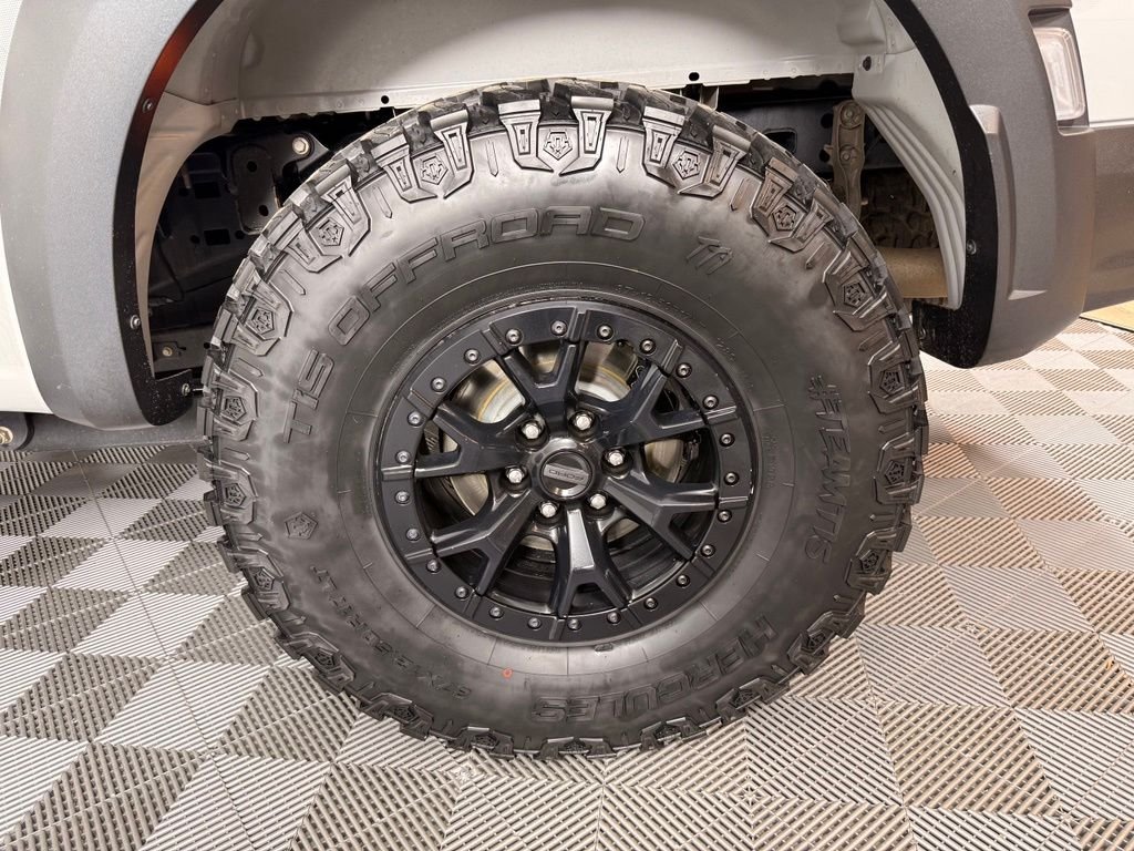 Used 2023 White Ford Raptor image 13