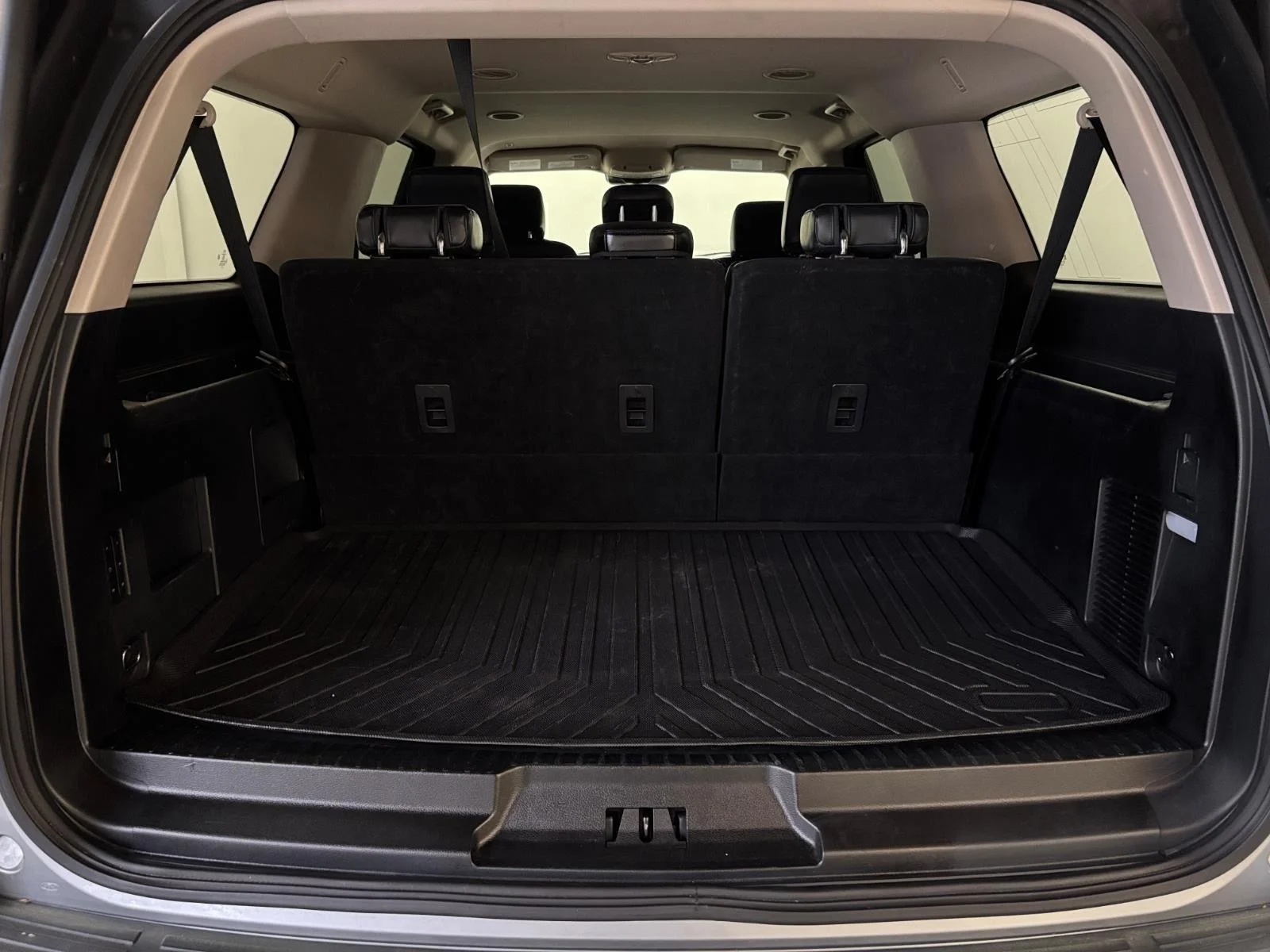 Used 2022 Iconic Silver Metallic Ford XLT image 28