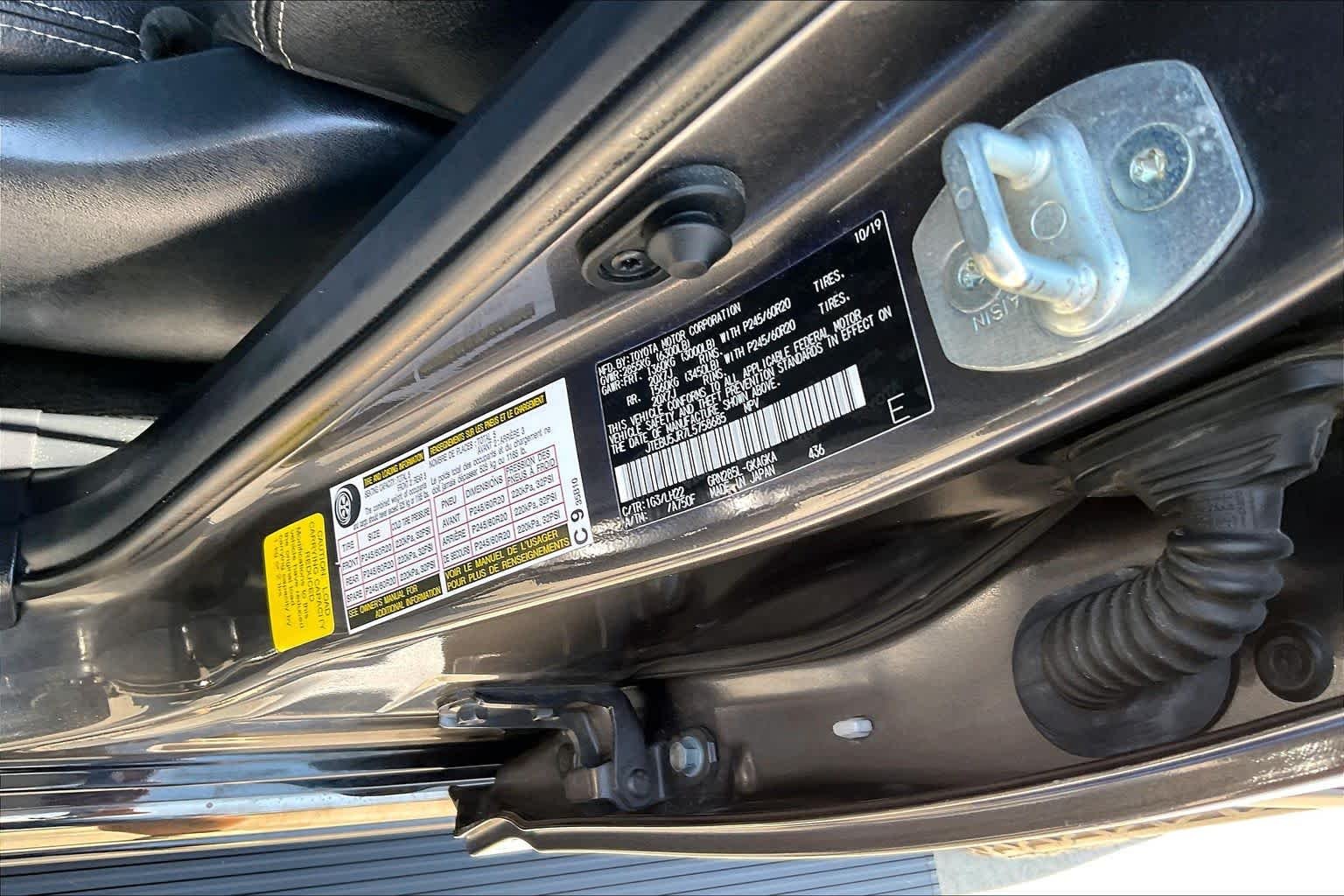 Used 2020 Magnetic Gray Metallic Toyota Limited image 33