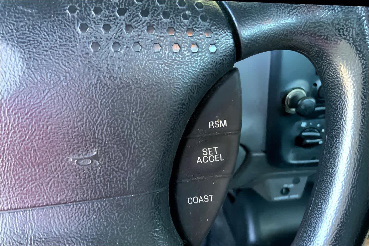 Used 2003 Black Ford Edge image 19