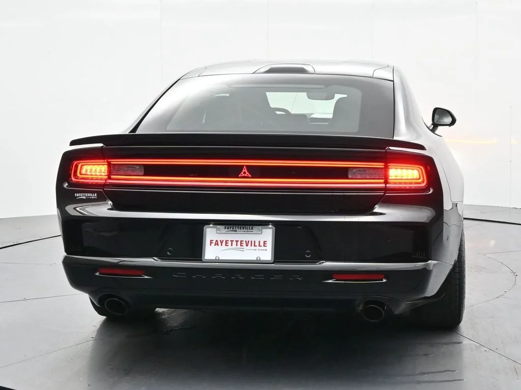 2026 Dodge Charger Scat Pack - Photo 8