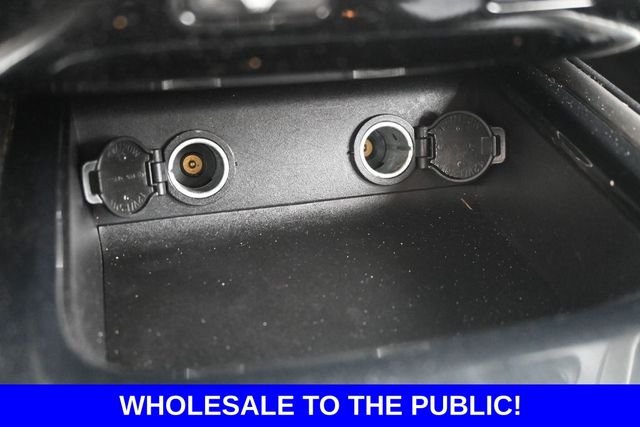 Used 2014 Silver Nissan SV image 26