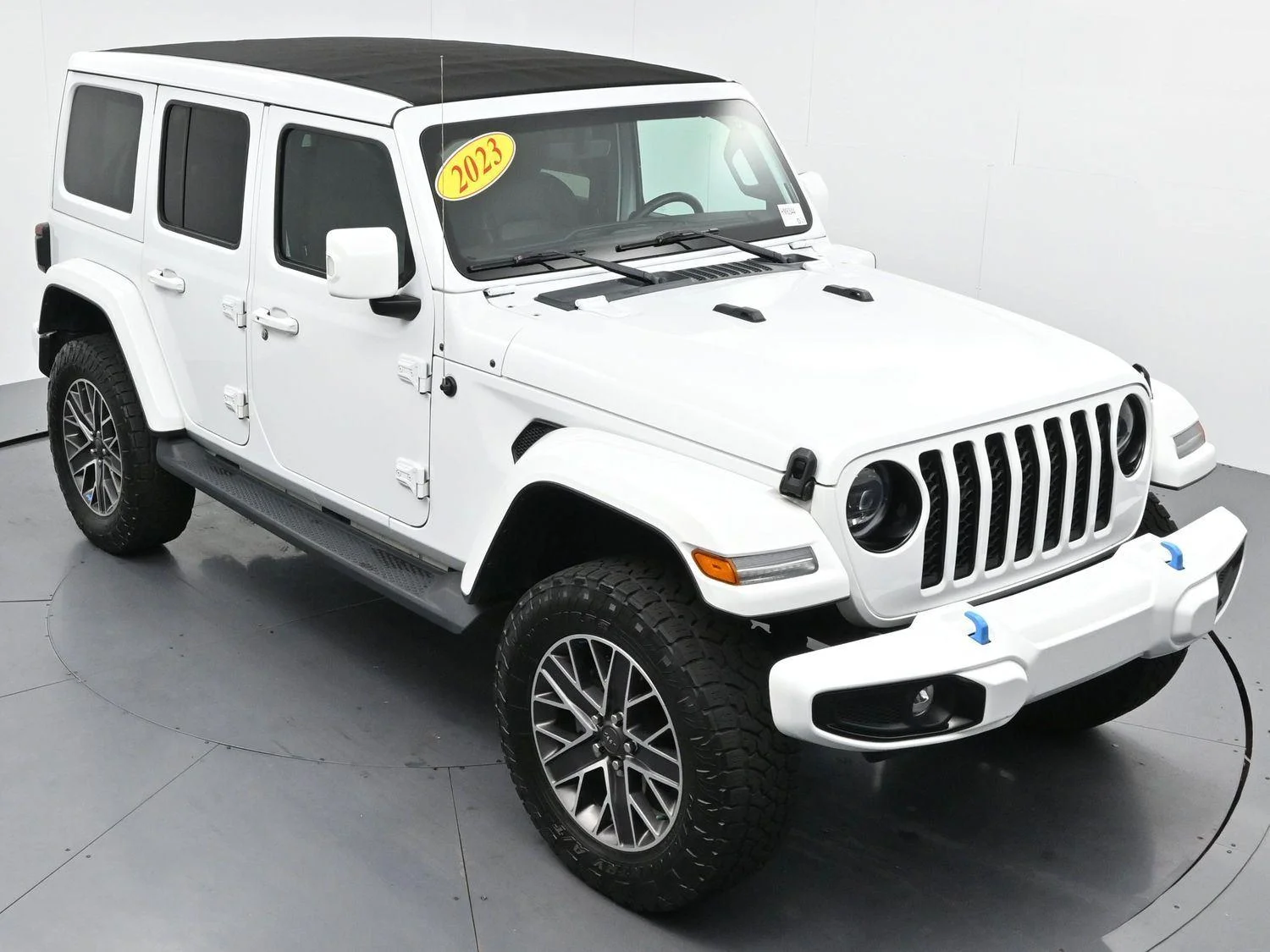 Used 2023 Bright White Clearcoat Jeep Sahara High Altitude image 39