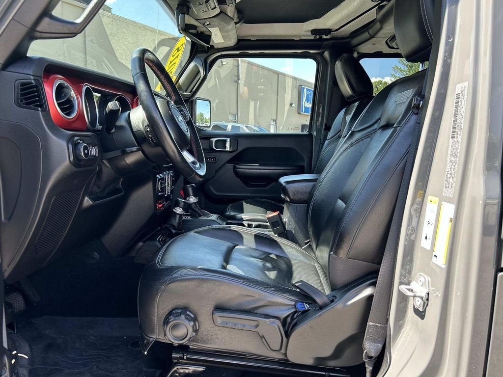 Used 2018 Gray Jeep Unlimited Rubicon image 14