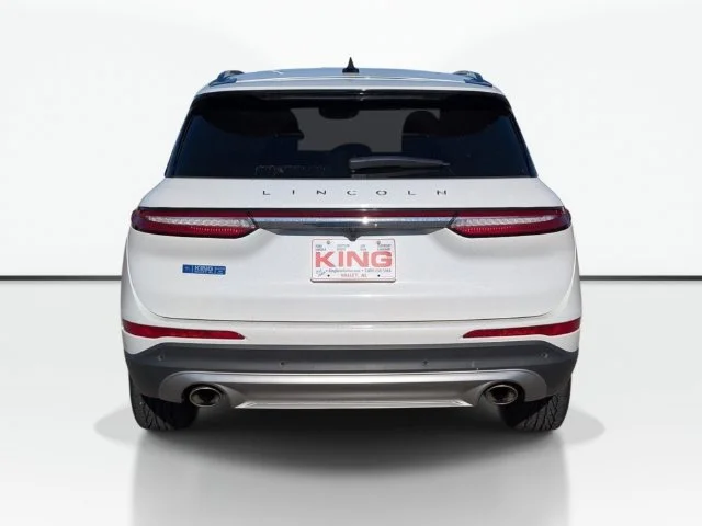 Used 2023 White Lincoln Reserve image 6